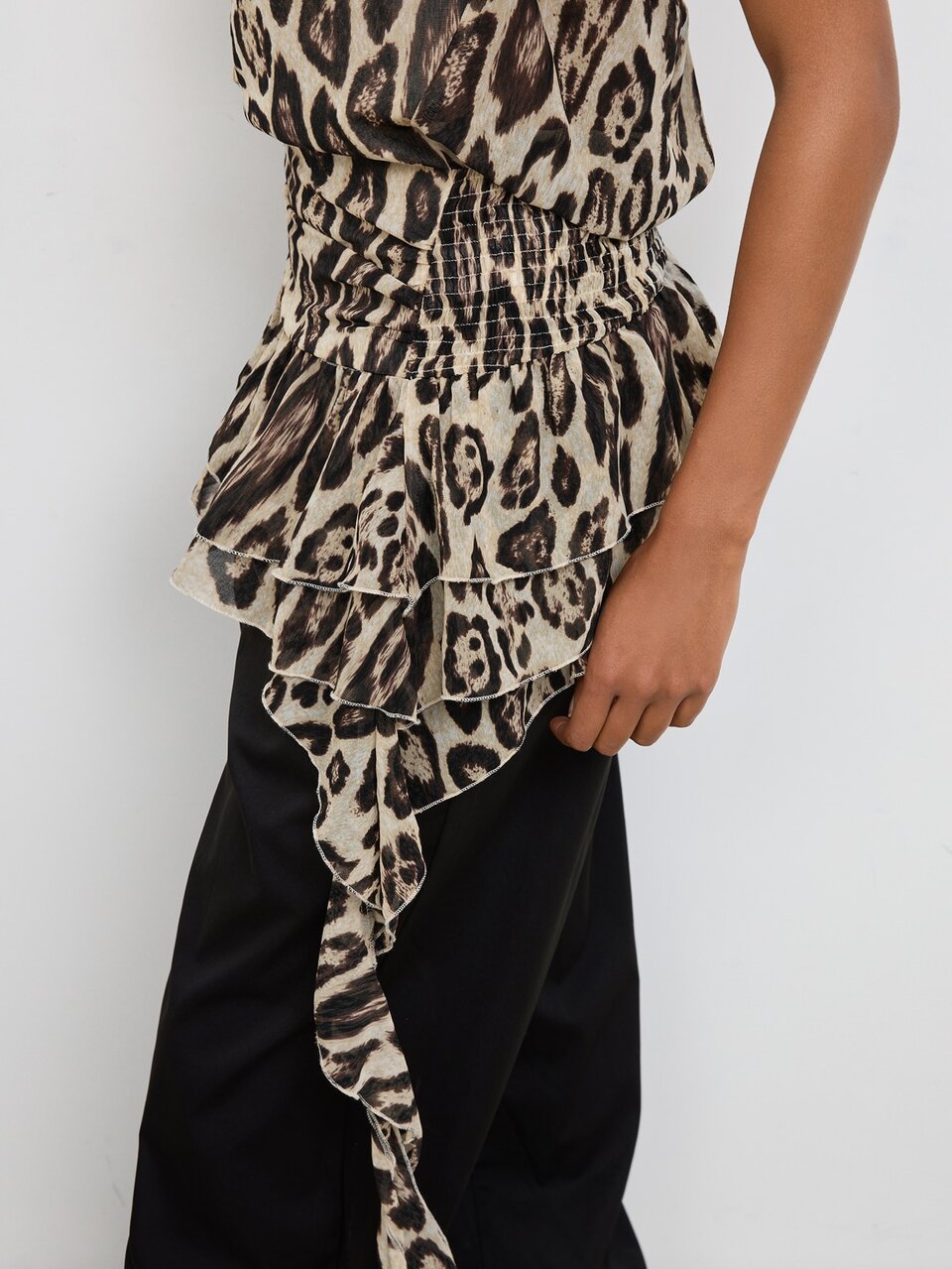 SHEIN Maija Top de tirantes sexy con cuello halter y estampado de leopardo con lazos de cinta para mujer, ideal para vacaciones