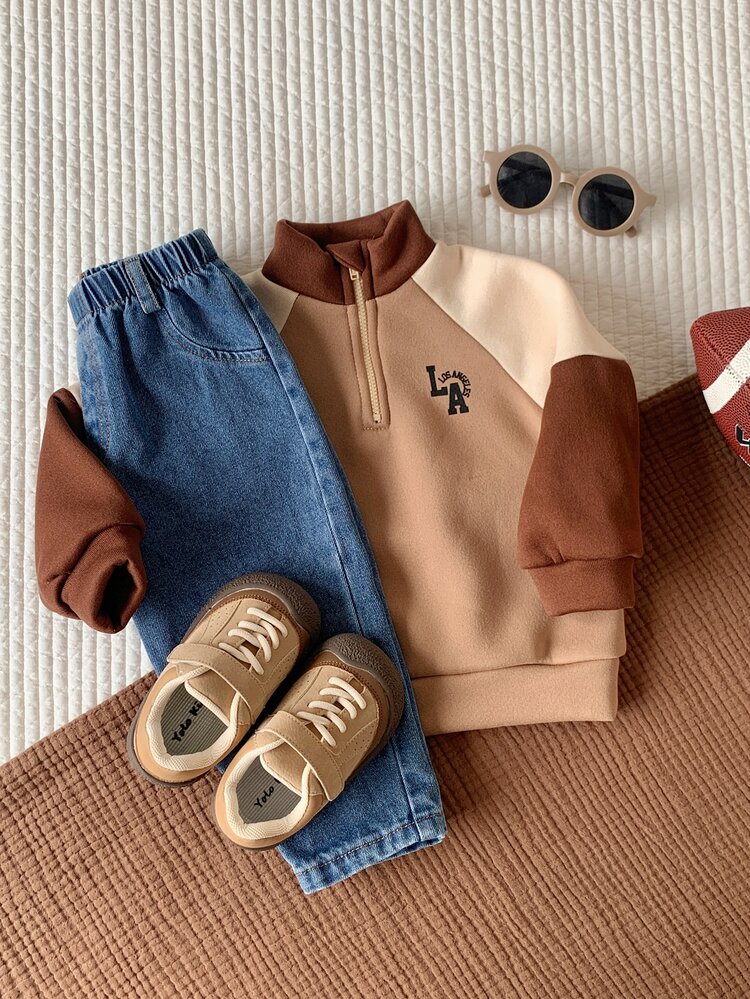 SHEIN Baby Boy Letter Print Zip-Up Half-Placket Sweatshirt And Pocket Denim Pants Set - Multicolor - View 8