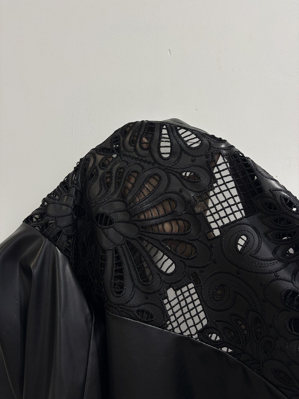 Anewsta Black PU Heavy Embroidery Hollow Out Lapel Single-Breasted Long Sleeve Sheer Blouse, Cool Vintage Commute Party Casual Streetwear