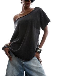 LYSMO 2026 New Arrive Minimalism Spring/Summer Women's Fashionable Sexy Solid Color Backless T-Shirt,Summer Top - Black - View 2