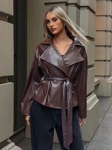 Aloruh 女款秋冬深棕色PU風衣，大翻領優雅通勤百搭外套，適合秋季女性夜間派對與外出穿著 - 棕色 - 查看 5
