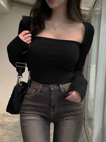DAZY Women's Solid Color Square Neck Long Sleeve T-Shirt Summer Crop Women Tops Going Out Tops - Black - View 4