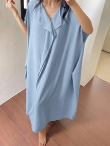 DAZY 純色寬鬆無袖長版睡裙 夏季女款居家休閒洋裝睡衣 - 淺藍色 - 查看 1