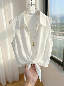 Franclia 女士春夏新款优雅法式简约白色翻领无袖衬衫 – 单排扣下摆系带设计，轻盈透气修身，适合春夏穿着。 - 白色 - 查看 2