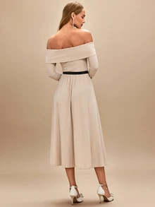 Amorya Gaun Pendek Wanita Elegan Warna Polos dengan Model Bahu Terbuka - Khaki - View 6