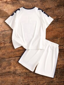 HARRY POTTER X SHEIN Tween Boy Crew Neck Trophy Graphic Short Sleeve T-Shirt And Shorts Casual Daily Set - White - View 2