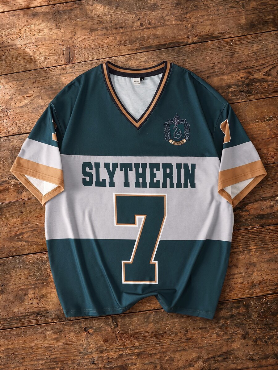 HARRY POTTER X SHEIN Men's Letter Print Contrast Color V-Neck Short Sleeve T-Shirt - Army Green - View 1