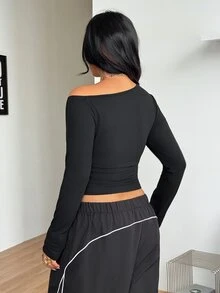 Coolane 女款大尺碼秋冬外出街頭風正式優雅彈性金屬孔眼不對稱領長袖黑色上衣，萬聖節穿搭 - 黑色 - 查看 8
