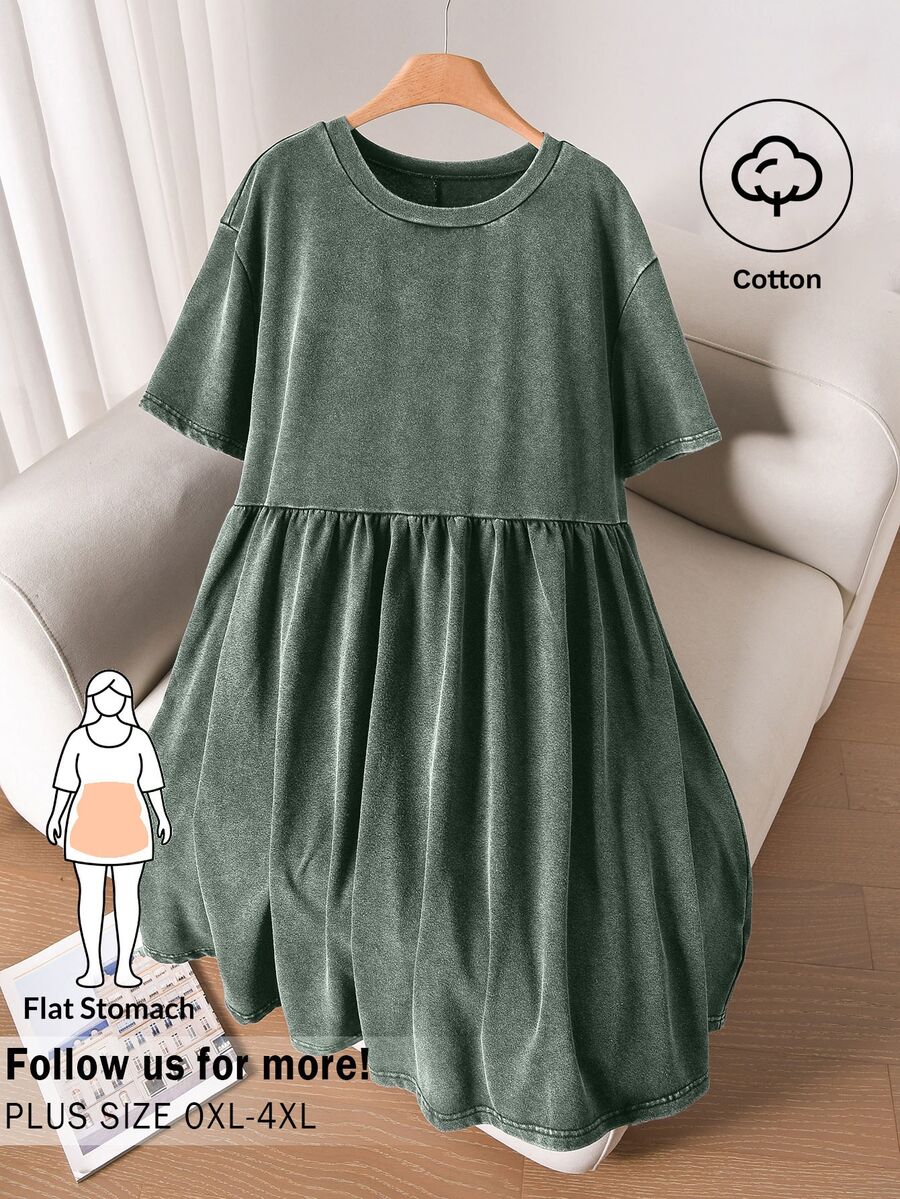 CosyJoli Plus Size Women Round Neck Pleated Casual Daily Wear Snow Flake Print Dress - Green - View 1