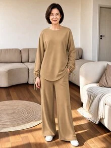 Breezaya Conjunto de dos piezas de punto para otoño/invierno para mujeres de mediana edad y mayores, con top marrón de cuello redondo, corte holgado, manga larga tipo farol con decoración de lazo con cordón, combinado con pantalones rectos de punto, adecuado para casa, compras, desplazamientos y uso diario - Caqui - Ver 5