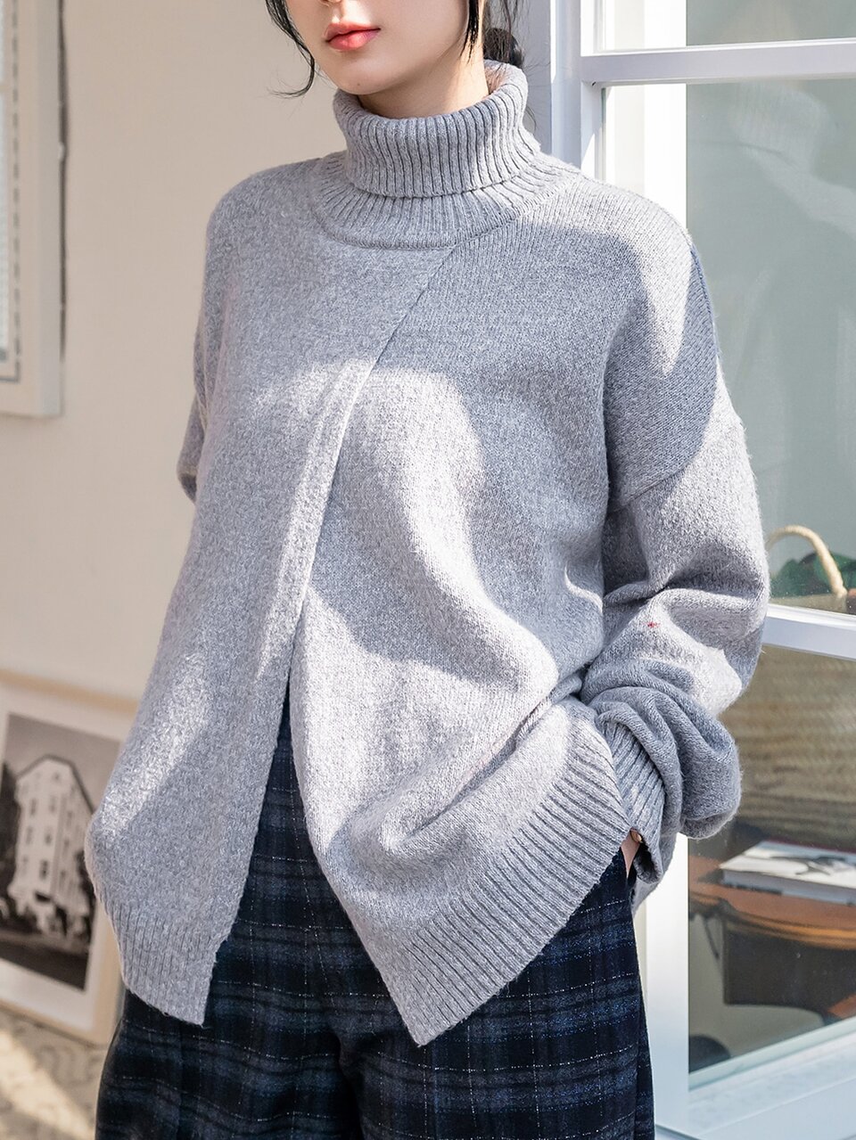 Women's Solid Color High Neck Dropped Shoulder Long Sleeve Loose Casual Sweater Fall