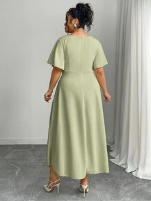 Modelyn Plus Size Knit Red Short Sleeve Cinched Waist A-Line Dress - Green - View 2