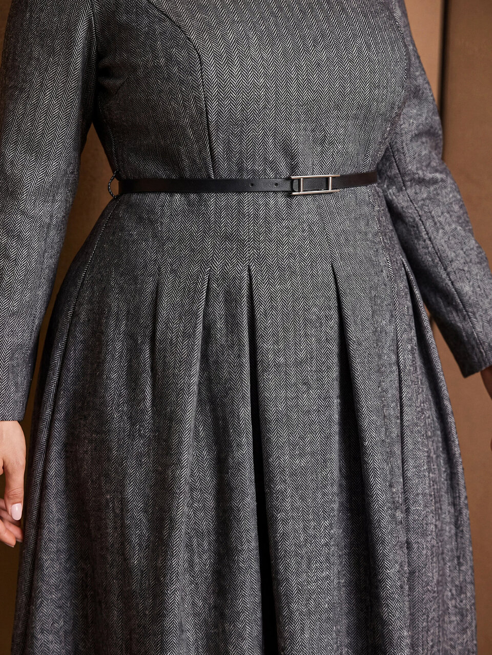 MOTF PLUS SIZE WOMEN'S COLORBLOCK COLLAR PLEATED HEM DRESS WITH BELT
