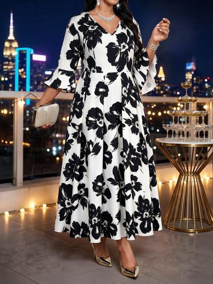 SHEIN Lady Gaun Liburan Modis Motif Bunga Vintage Ukuran Plus - Hitam dan Putih - View 6
