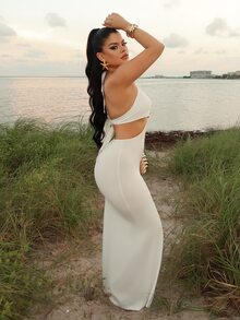 Dayanna Comas Women's Sexy Beach Vacation Deep V Metal Shell Decor Halter Backless Fitted Long Dress, Blue - White - View 5