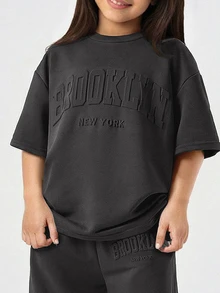 SHEIN Tween Girls' Loose Casual Minimalist Comfortable Round Neck Drop Shoulder Short Sleeve T-Shirt And Pants Set Summer Outfits - Black - View 3