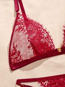 Charlaine 女款性感金屬扣蕾絲內衣與三角內褲內衣套裝 - 酒紅色 - 查看 3