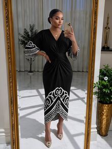 SHEIN Lady CURVE Plus Size Elegant Vacation Geometric Print Pleated Dress - Black - View 5
