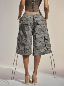 Denimoi 大廓型迷彩工裝牛仔短褲 時尚街頭風酷女孩牛仔短褲 夏季迷彩牛仔短褲 - 彩色 - 查看 5