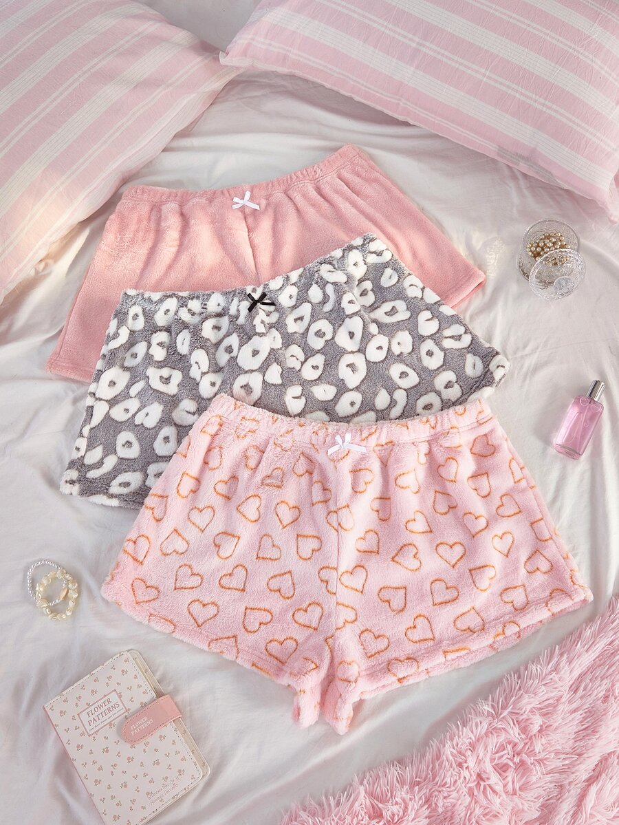 Slumberry CURVE مجموعة 3 قطع بنطلون بيجامة نسائي مقاس كبير بطبعة نمر وقلب من الفرو الناعم بأسلوب حلو إنستقرام - متعدد الألوان - مشاهدة 1