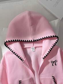 SHEIN 青少年女孩V領短袖T恤，寬鬆版型對比色粉色大字母T恤，適合春/夏街頭風、休閒、運動、返校、度假、校園、體育賽事、復活節、音樂節、畢業典禮、家庭聚會等 - 粉色 - 查看 5