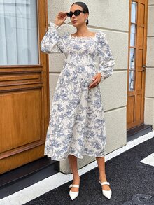MaterniWear Gaun Hamil Elegan Lengan Panjang Leher Persegi dengan Motif Bunga dan Renda Kontras untuk Musim Gugur dan Acara Bisnis - Biru - View 6