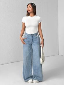 SHEIN PETITE Women Solid Color Round Neck Short Sleeve Simple Bodysuit, Casual For Daily Wear ,Petite Women - White - View 6
