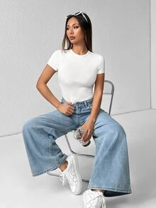 SHEIN PETITE Women Solid Color Round Neck Short Sleeve Simple Bodysuit, Casual For Daily Wear ,Petite Women - White - View 5