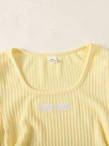 SHEIN 青少年女孩秋冬休閒甜美多巴胺色黃色方領刺繡抓皺長袖T恤與粉色腰帶對比色運動長褲2件套，適合秋季出遊、返校、日常穿著 - 黃色 - 查看 5