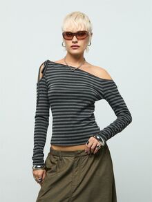 COUREZ Long Sleeve Off Shoulder Top In Stripe / Y2K Black Tops Cute Tops Cute Fall Clothes Autmn Tops Going Out Tops For Women Lonf Sleeve Tops Fall Clothes - Black - View 2