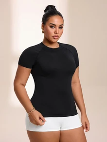 SHEIN Rhythm Era Kaos Olahraga Wanita Ukuran Besar Lengan Pendek Model Slim Fit - Hitam - View 3