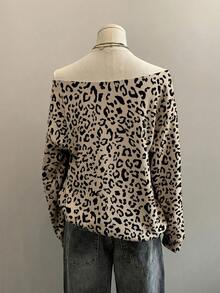 SHEIN EZwear 女款開學穿搭衛衣，露肩多種穿法，休閒街頭時尚豹紋，適合夜店派對 - 彩色 - 查看 5