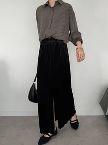 FRIFUL Women's Early Autumn New Korean Style Velvet Fabric Straight Long Skirt With Side Slit - Black - View 3