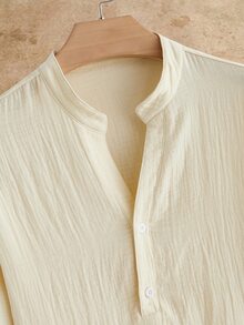 HIMLAND 男士純色缺口V領長袖休閒熱帶風襯衫 度假白色秋季款 - 淡黃色 - 查看 5