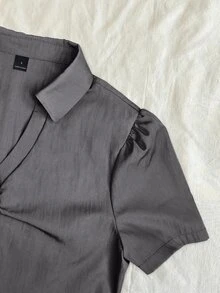 IslaSuriya Kemeja Kasual Wanita Lengan Pendek Kancing Tunggal Warna Polos - Grey - View 5