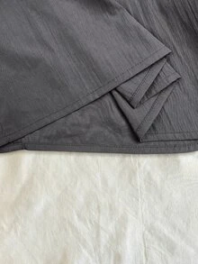 IslaSuriya Kemeja Kasual Wanita Lengan Pendek Kancing Tunggal Warna Polos - Grey - View 6