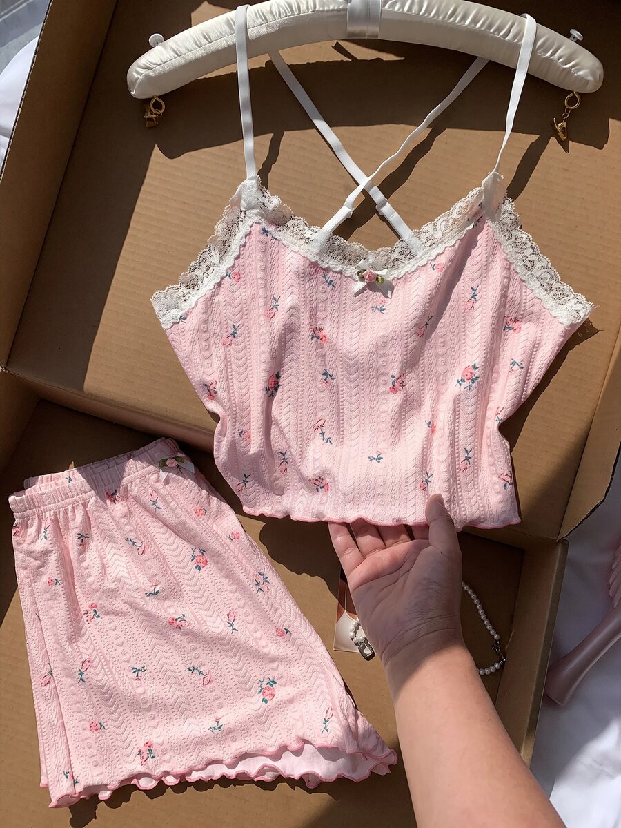 Comfortcana Conjunto de Pijama Camiseta e Shorts com Estampa Floral Miúda Feminino - Rosa chiclete - Visão 1