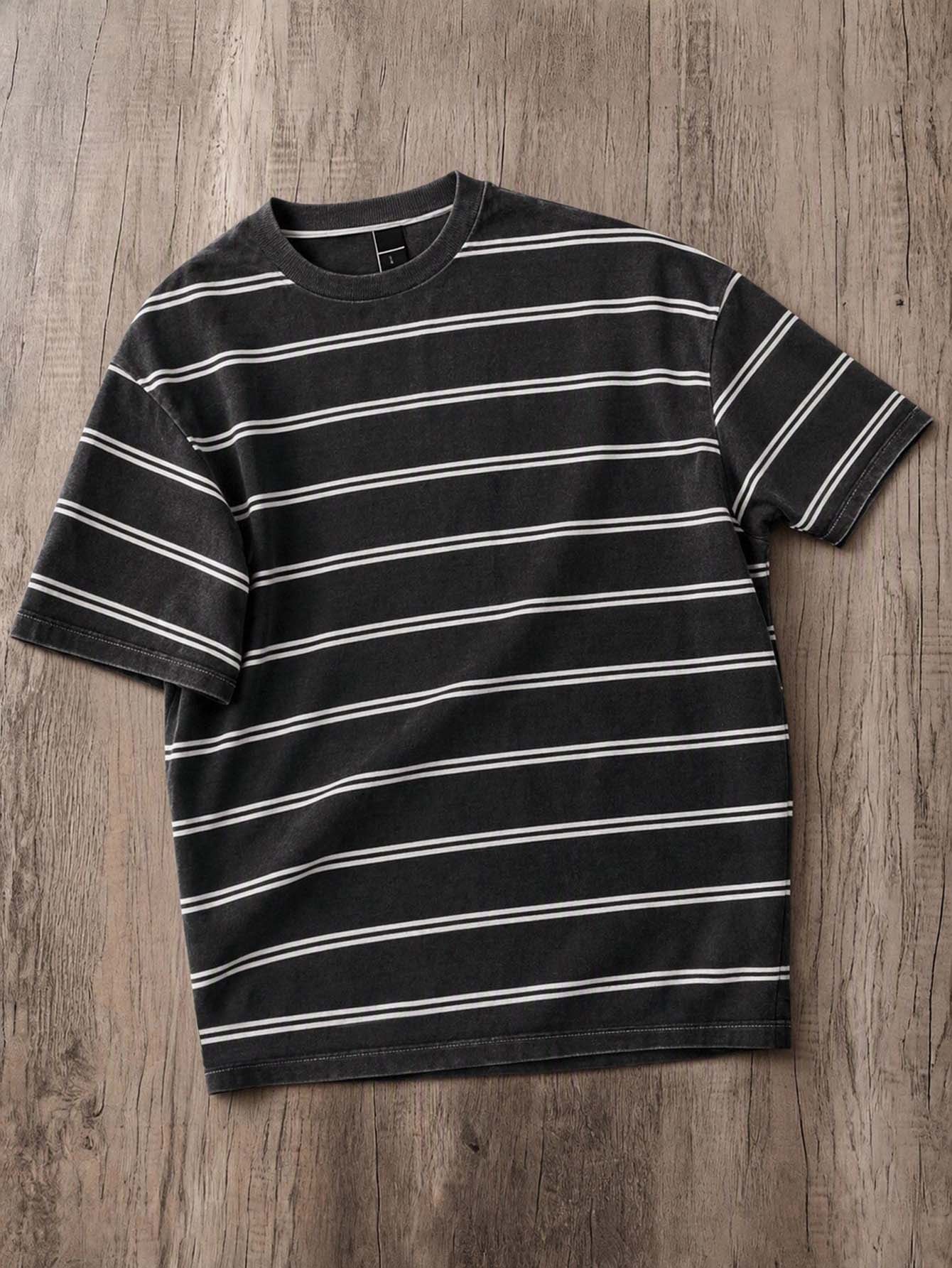Manfinity Joysei Men Summer Contrast Striped Print Tee - Black - View 1