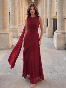 Poshira Women's Elegant Mixed Material Lace Panel Waist Formal Evening Gown, Party Dress, For Wedding Guest - Burgundy - View 1