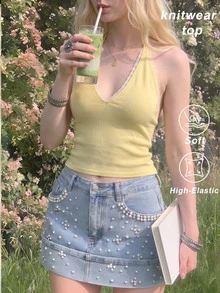 SHEIN MOD Atasan Wanita Rajut Bergaris Putih dan Kuning Model V-Neck Halter dengan Detail Renda Halus dan Tali Pengikat, Cocok untuk Liburan Musim Panas, Gaya Tropis, dan Romantis Prancis. - Kuning muda - View 2