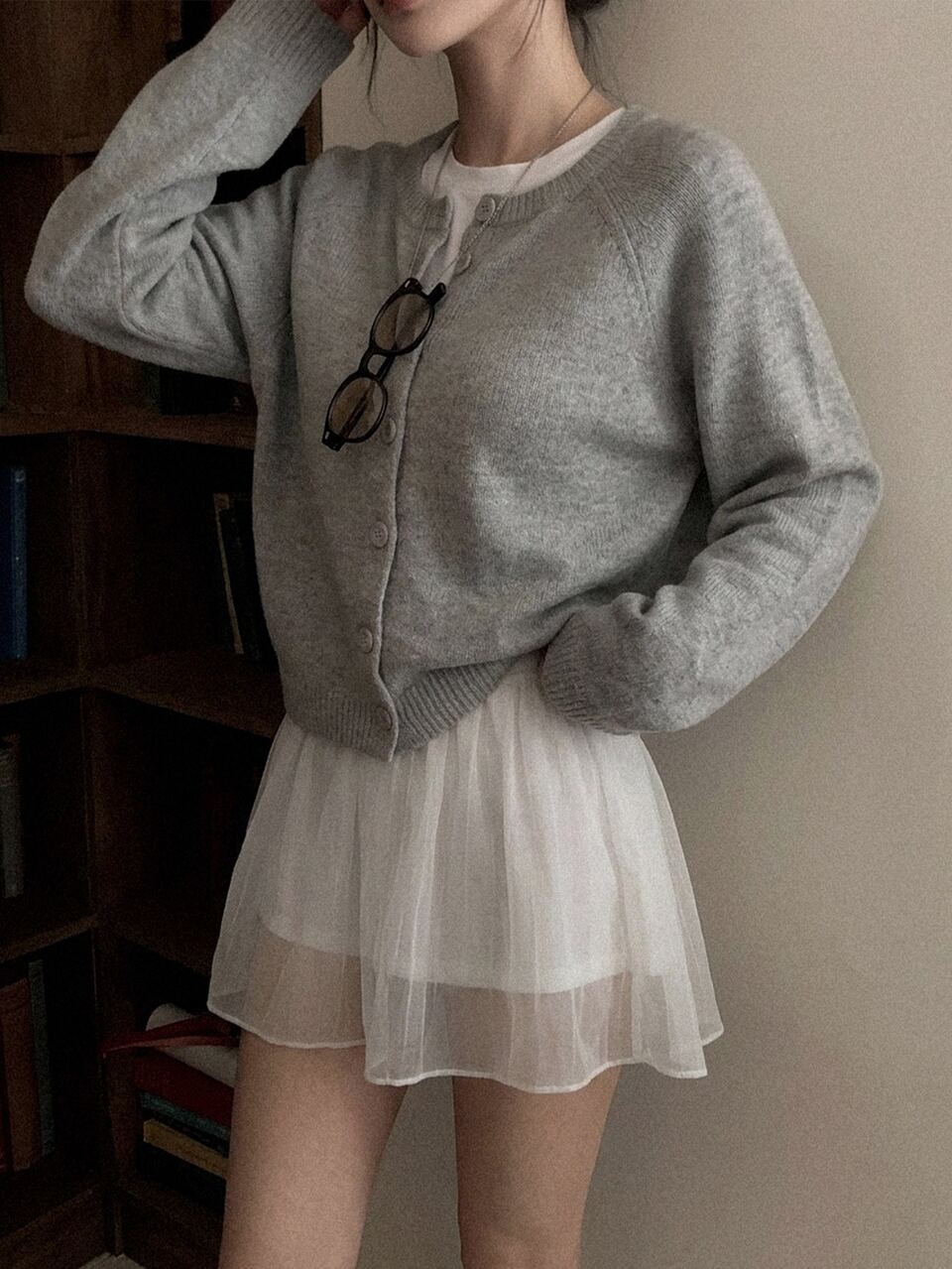Women's Solid Color Loose Round Neck Long Sleeve Short Knit Cardigan, Casual Vacation Spring Autumn