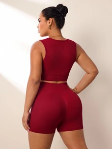SHEIN Rhythm Era 2件組大尺碼女款無縫螺紋高彈性運動套裝，運動背心與緊身七分褲，瑜珈健身運動跑步套裝 - 酒紅色 - 查看 2