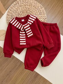 SHEIN 女嬰紅色保暖內裡刷毛落肩寬鬆套頭運動衫休閒百搭褲裝套裝，附條紋披肩，3件套，厚實保暖內裡刷毛款，適合冬季聖誕 - 酒紅色 - 查看 3