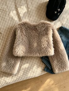 SHEIN 1件女童短款人造狐狸毛外套，柔軟蓬鬆開襟毛絨夾克，米色冬季外套，婚禮賓客學院風俐落款 - 卡其色 - 查看 2
