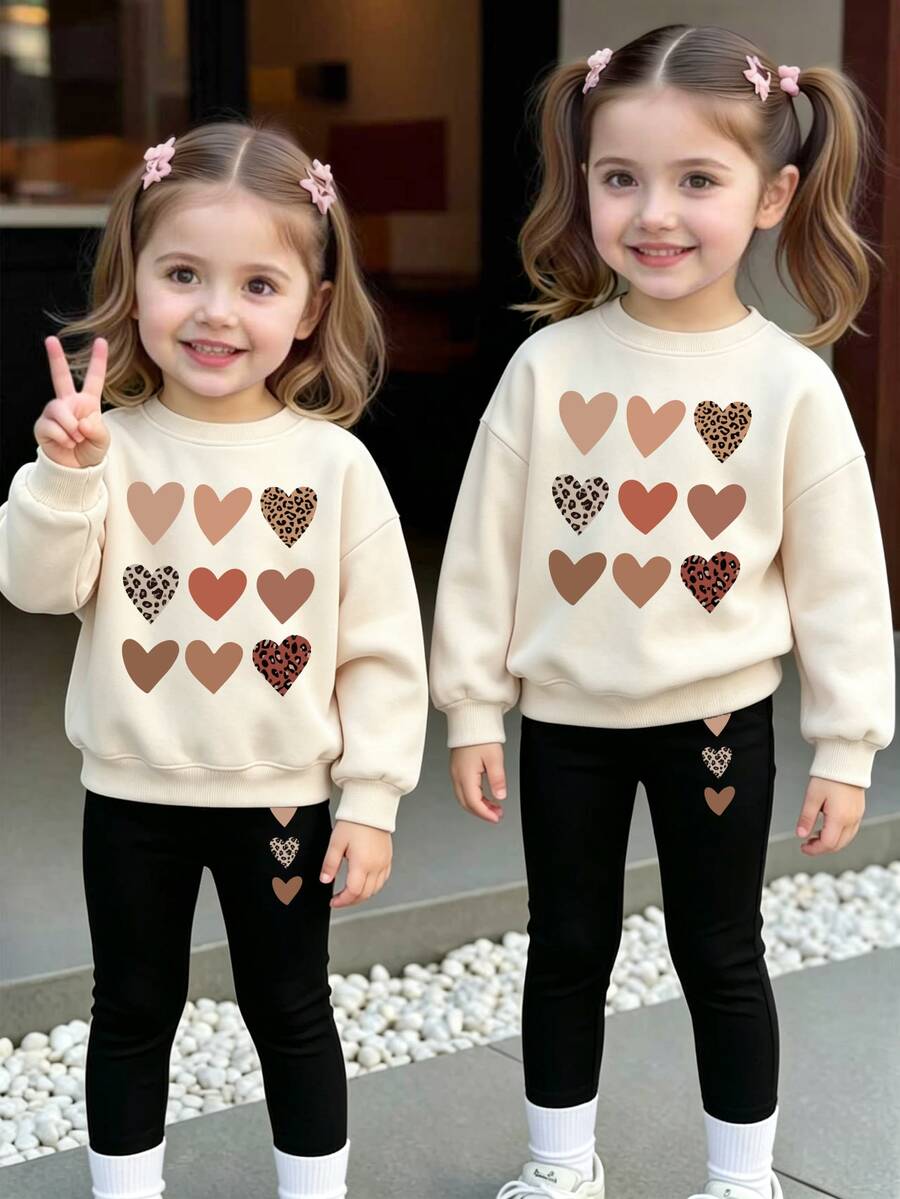 SHEIN 女童時尚休閒 9 格心形圖案印花基礎圓領連帽衫與內搭褲套裝,適合日常舒適穿著 - 彩色 - 查看 1