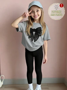 SHEIN 2件組女童休閒時尚蝴蝶結圖案T恤與內搭褲套裝，舒適耐穿，適合夏季與秋季，蝴蝶結圖案圓領短袖T恤，青少年女孩休閒款 - 彩色 - 查看 9