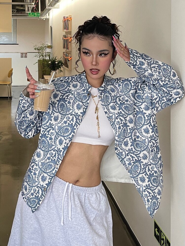DAZY 全印花落肩加厚外套 白色冬季復古休閒夾克 日常旅行穿搭 - 藍色 - 查看 12