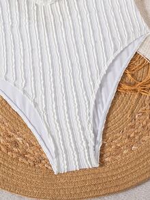 Bonvoyette Baju Renang Wanita Musim Panas untuk Liburan Pantai, Model Halter Neck, Warna Polos, Tali Bahu Tipis, Motif Garis Vertikal, Kain Bertekstur, Hiasan Ruffle, Tanpa Punggung, Seksi, Model Terusan - Putih - View 5