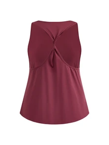 SHEIN Cheerettes مجموعة رياضية نسائية مقاس كبير 3 قطع باللون الأسود والأحمر، توب بدون أكمام بياقة دائرية وحمالة صدر بظهر رياضي بألوان متباينة وسروال ضيق، ناعمة ومرنة بخصر عالي وتحكم في البطن مع بطانة قابلة للإزالة - متعدد الألوان - مشاهدة 16