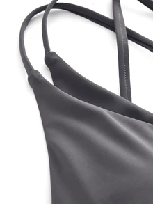 SHEIN Cheerettes حمالة صدر رياضية نسائية مقاس كبير بلون موحد بتصميم متقاطع من الخلف - رمادي غامق - مشاهدة 7